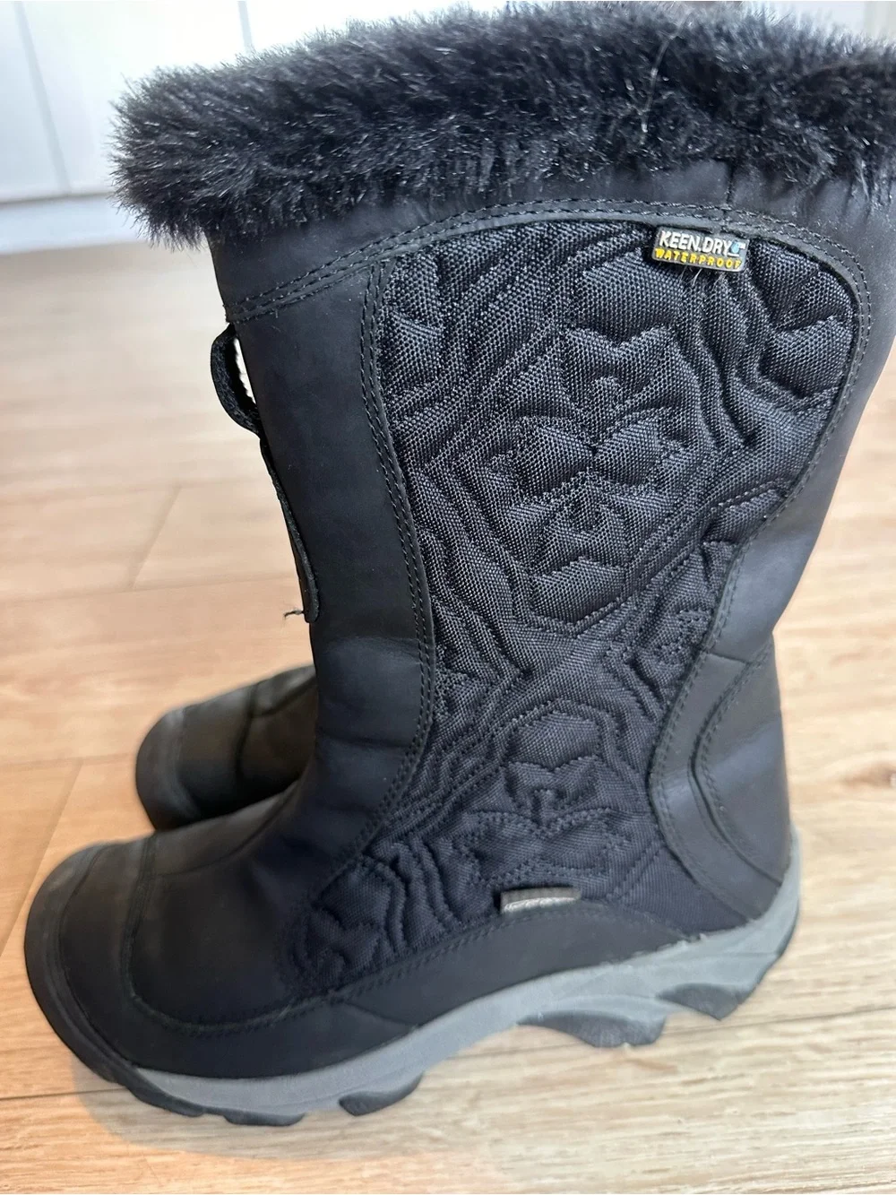 Keen Betty II Women’s Winter Waterproof 200 Gram Insulated Snow Boots